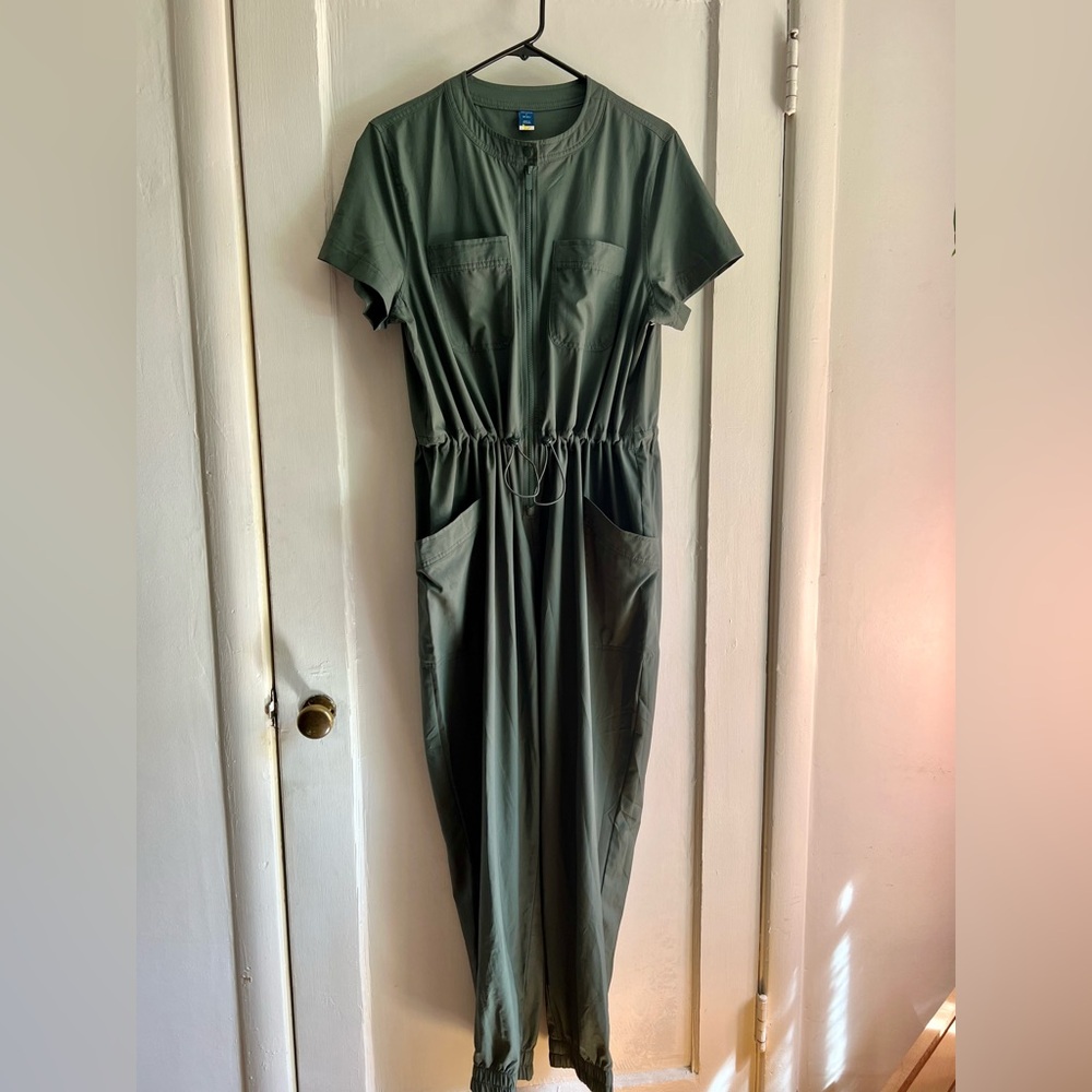 Old Navy Army-Green Utility Jumpsuit (zip closure). NEVER WORN.
